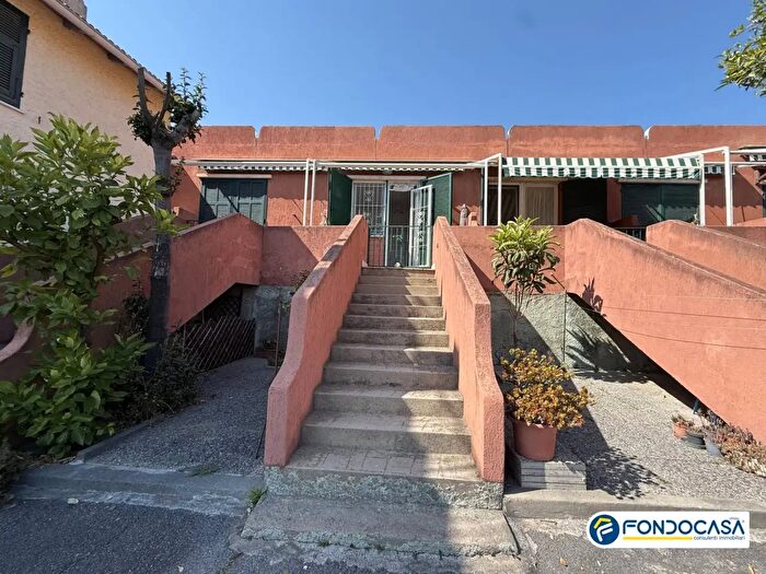Appartamento bilocale in vendita in Via Ca De Fasce, Loano