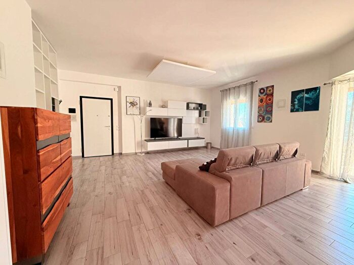 Appartamento con 5 locali in affitto in Via Sebastiano Agati, Scala Greca Neapolis, Siracusa