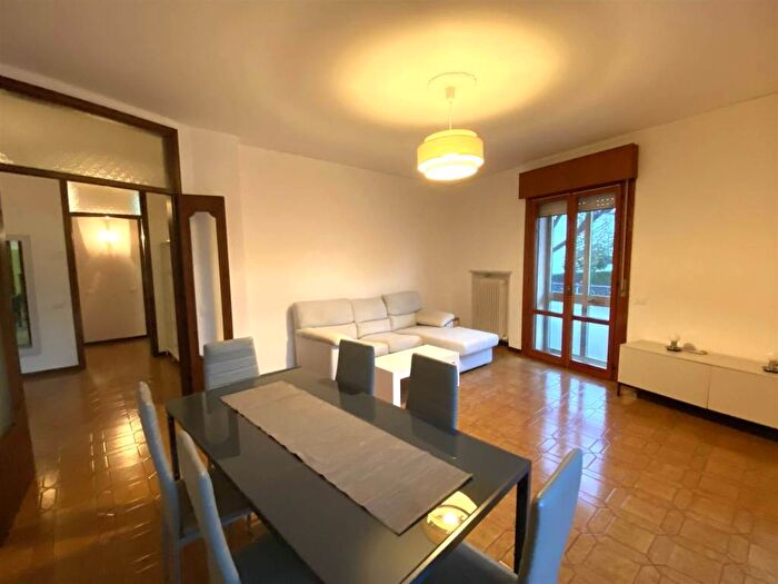 Appartamento con 5 locali in affitto in Forcellini, Padova