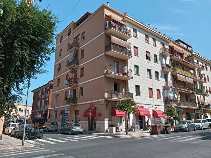 Appartamento bilocale in vendita in Viale Etruria, Civitavecchia