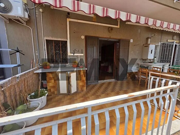 Appartamento bilocale in affitto in Via Scalazza, Aci Castello
