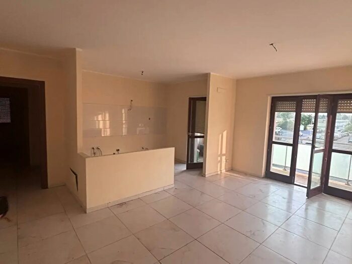 Appartamento con 5 locali in vendita in Via Popilia, Cosenza