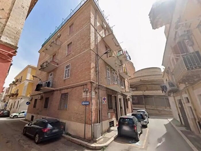 Appartamento trilocale in vendita in Via Sperone, Foggia