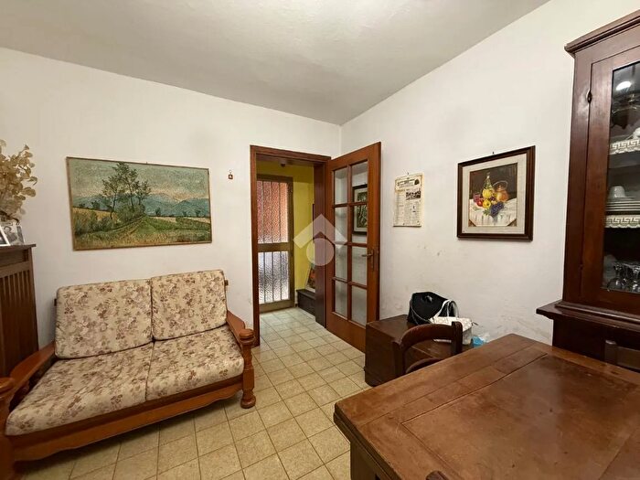 Casa con 5 locali in vendita in Ravenna