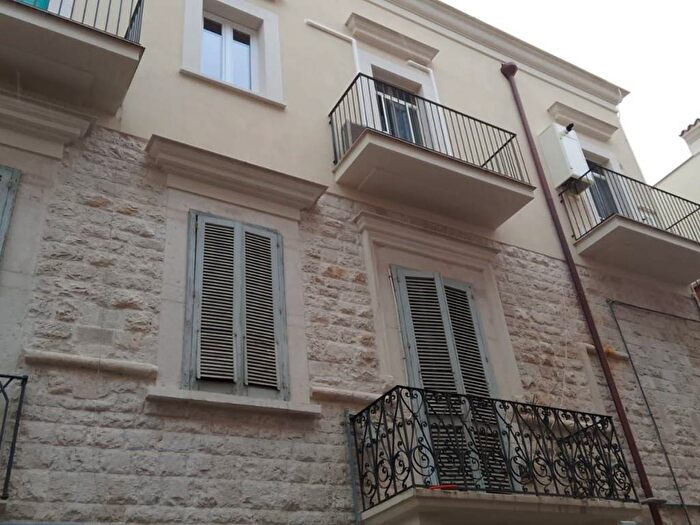Appartamento trilocale in affitto in Via San Giorgio, Centro Storico, Barletta