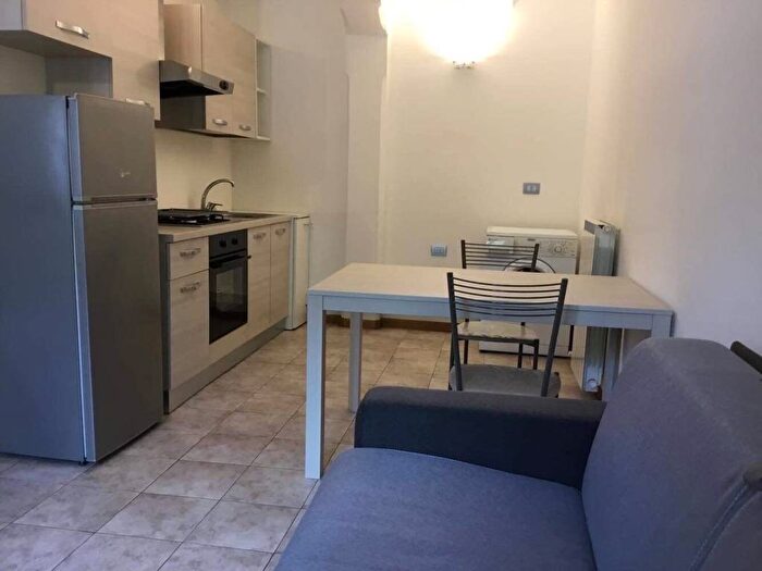 Appartamento monolocale in affitto in Via Alciato, Como Sole, Como