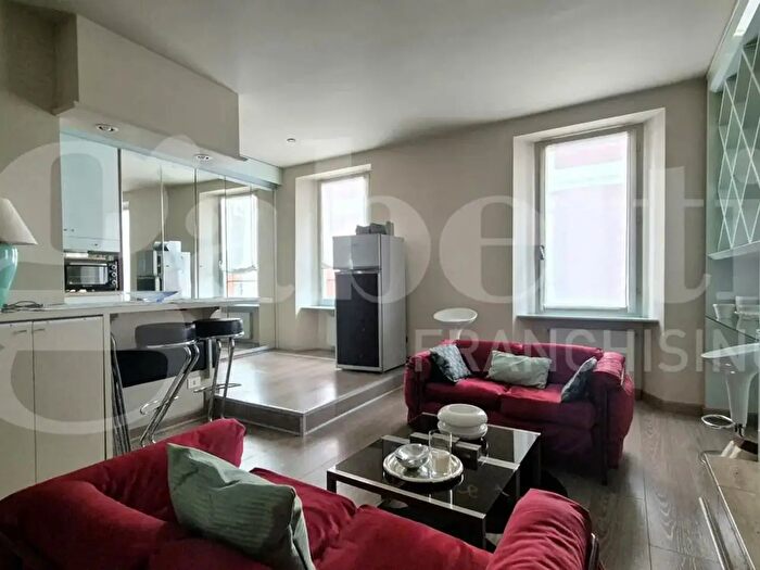 Appartamento bilocale in vendita in Via Somaglia, Piacenza