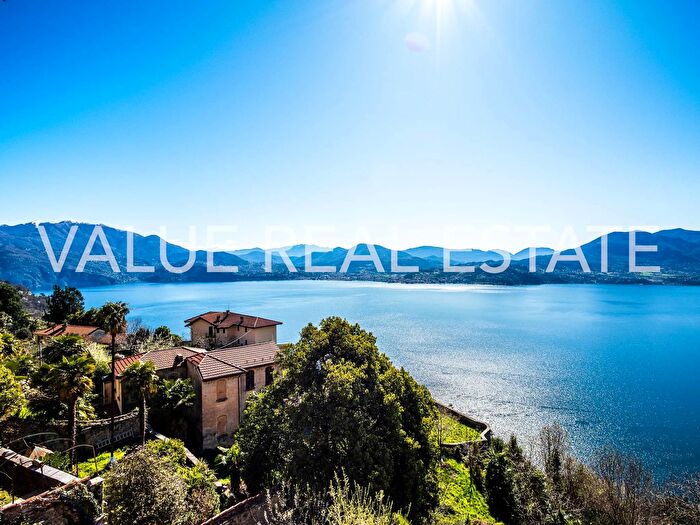 Casa con 18 locali in vendita in Via Nicolini, Cannero Riviera