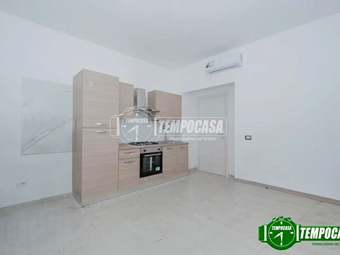 Appartamento bilocale in vendita in Via Privata Rinaldo Cavalli, Locate Di Triulzi