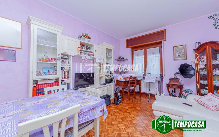 Appartamento trilocale in vendita in Via Molineria San Nicolò, Piacenza