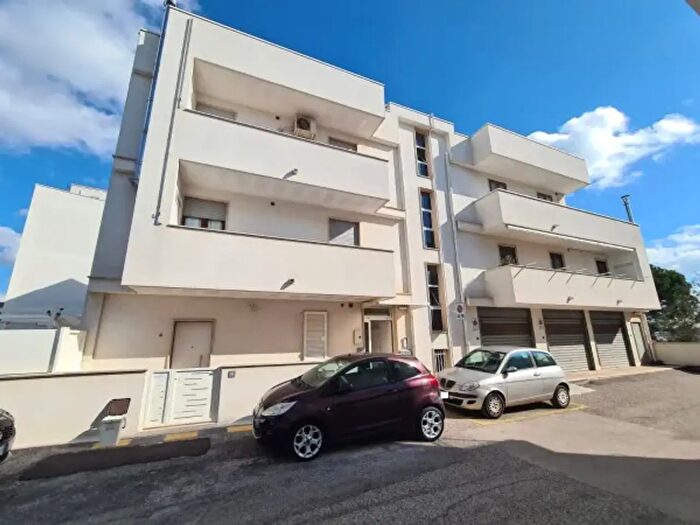 Appartamento quadrilocale in vendita in Via Don Francesco Paolo Rotondo, Alberobello