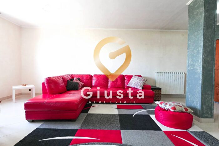 Appartamento quadrilocale in vendita in Via Leonardo da Vinci, Brindisi