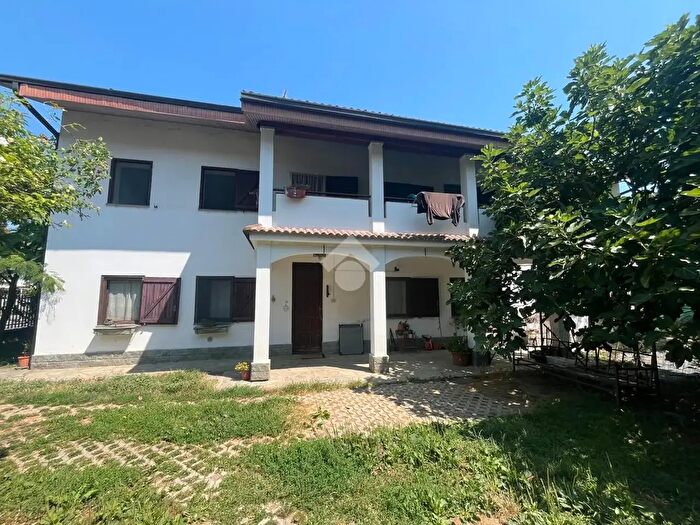 Casa con 11 locali in vendita in Via Torino, San Francesco Al Campo