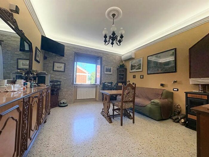 Appartamento trilocale in affitto in Roma