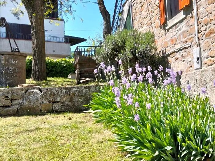 Appartamento trilocale in vendita in Via Ca di Sospiri, San Benedetto Val Di Sambro