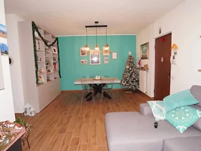 Appartamento trilocale in vendita in Via Naviglietto, Cassolnovo