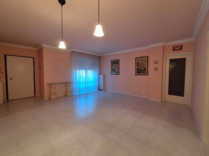 Appartamento con 6 locali in affitto in Centro, Pontelongo