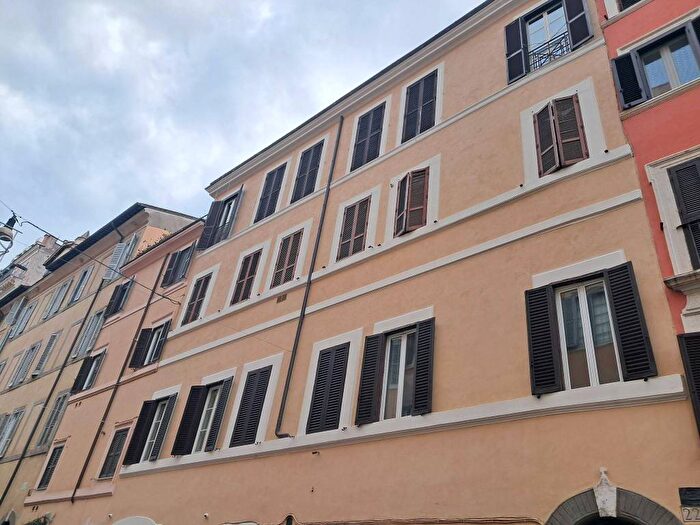 Appartamento monolocale in affitto in Via dei Serpenti, Monti, Roma