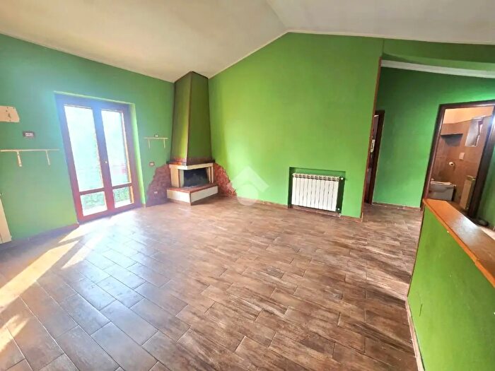 Appartamento trilocale in vendita in Via Luigi Giustiniani, Fiano Romano