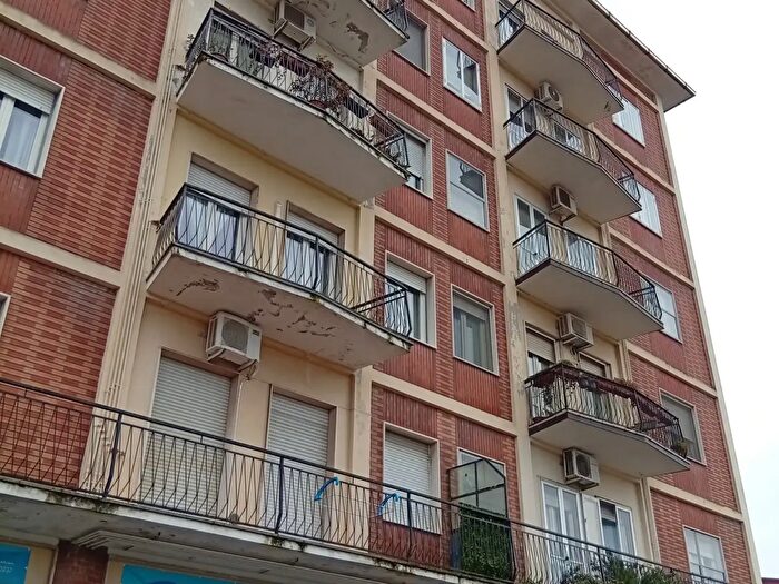 Appartamento con 5 locali in vendita in Via Roma, Piadena Drizzona