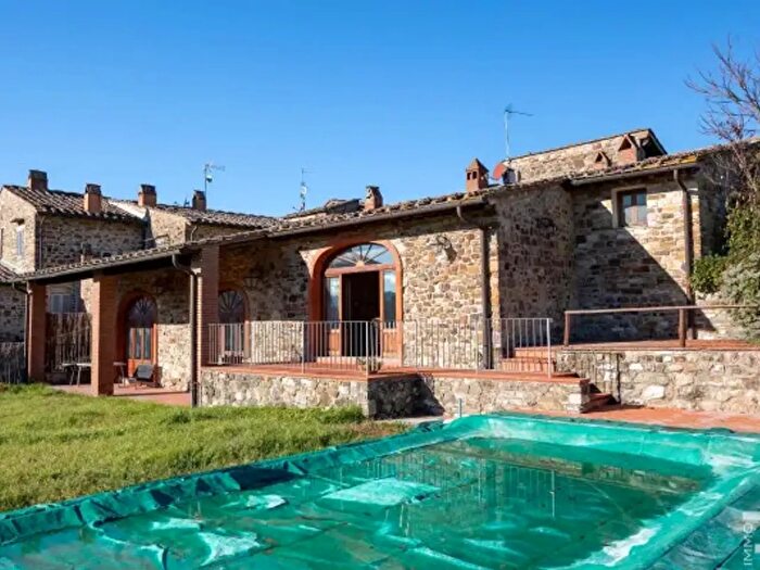 Casa con 6 locali in vendita in Viale Giovanni da Verrazzano, Greve In Chianti