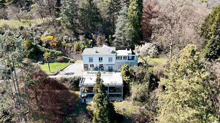 Casa con 7 locali in vendita in Strada dei Calleri Torino, Torino