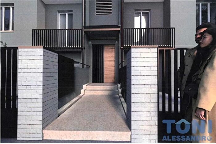 Appartamento con 7 locali in affitto in Empoli