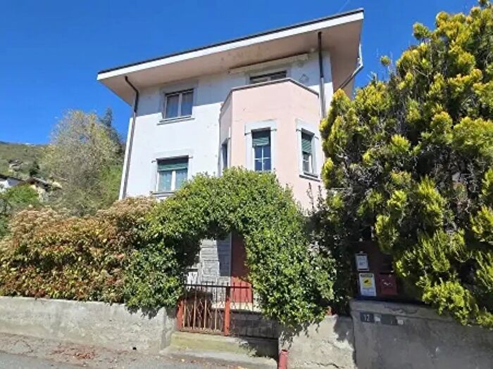 Appartamento con 5 locali in vendita in Regione Pallin a, Aosta