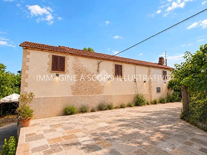 Casa con 6 locali in vendita in Via San Giuseppe, Tortoreto
