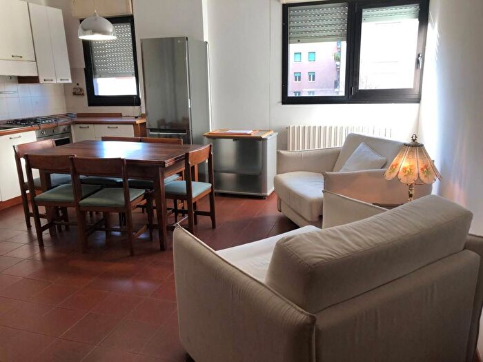 Appartamento trilocale in affitto in Via Lorenzo Ghiberti, Massarenti, Bologna