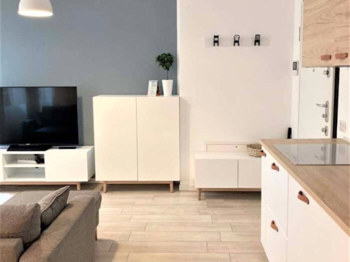 Appartamento bilocale in affitto in Via Zurigo, Inganni, Milano