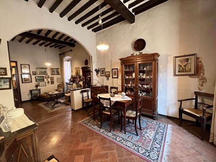 Appartamento con 6 locali in vendita in Via della Fortezza, Sansepolcro