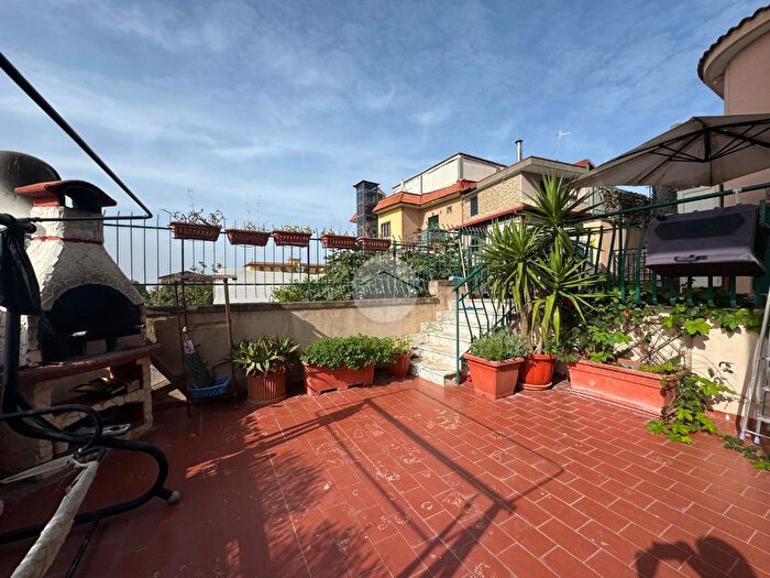 Appartamento trilocale in vendita in Via Marano Pianura, Marano Di Napoli