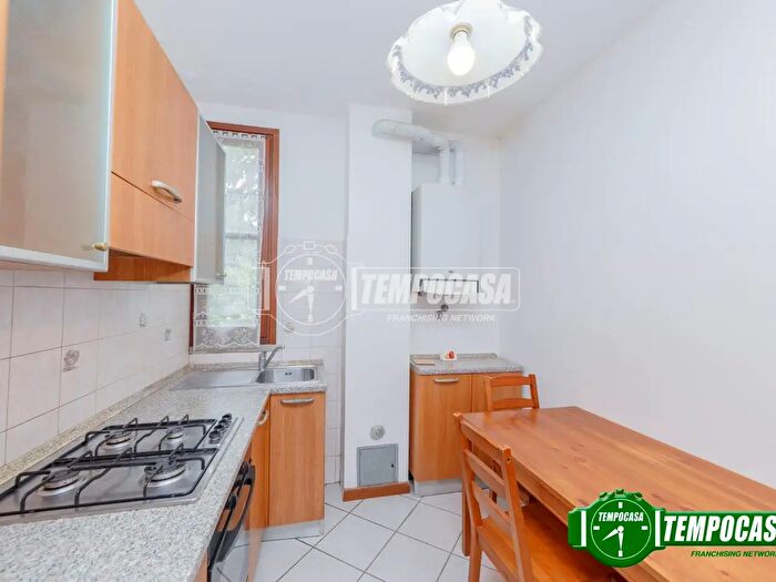 Appartamento monolocale in vendita in Via Console Marcello, Milano