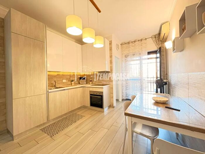 Appartamento trilocale in vendita in Via San Severo, Foggia
