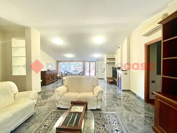 Appartamento quadrilocale in affitto in Via del Tempo Libero, Perugia