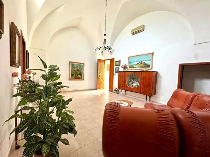 Casa quadrilocale in vendita in a S Giorgio, Monteroni Di Lecce