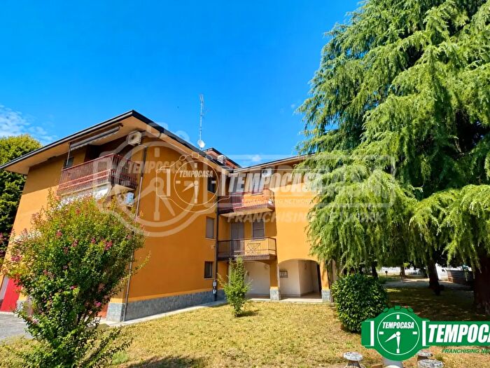 Appartamento trilocale in vendita in Via G Pastore, Motta Visconti