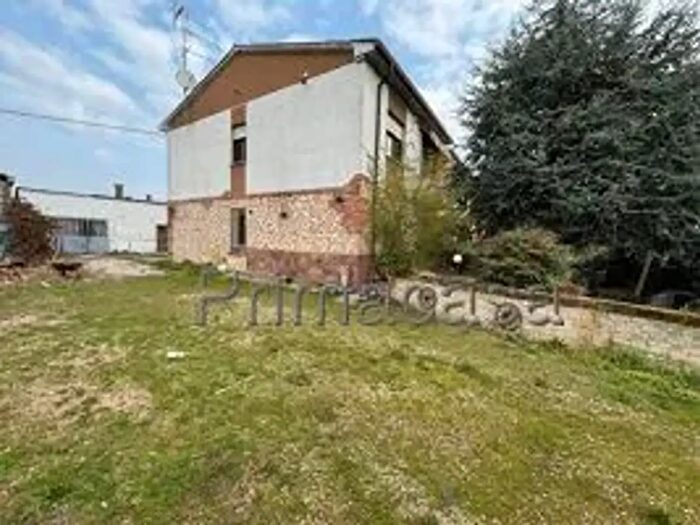 Casa con 7 locali in vendita in Via Fermi, Cerea