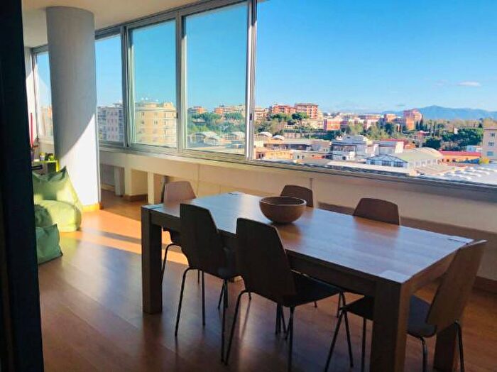 Appartamento quadrilocale in vendita in Via Domenico De Dominicis, Roma