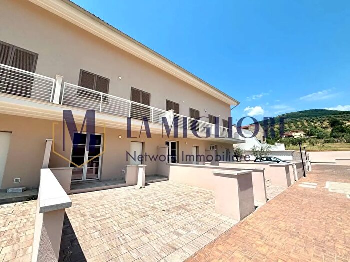 Casa con 5 locali in vendita in Via Risorgimento, Montale
