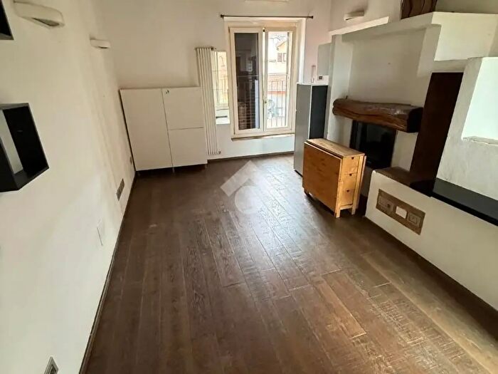 Appartamento bilocale in affitto in Piazza S Francesco, Biassono