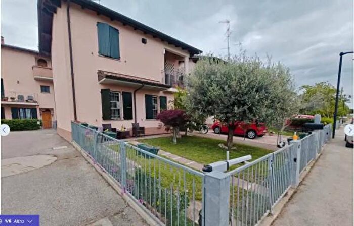 Appartamento trilocale in vendita in Via Pero, Fusignano