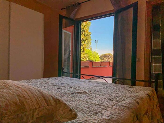 Appartamento quadrilocale in affitto in Via Jacopo Melani, Infernetto, Roma