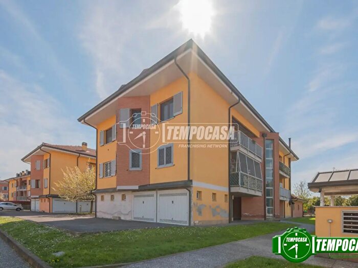 Appartamento trilocale in vendita in Via Galileo Galilei Vermezzo con Zelo, Vermezzo con Zelo