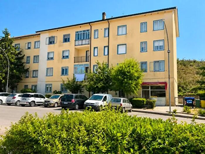 Appartamento trilocale in vendita in Via Tommaso Stigliani, Potenza