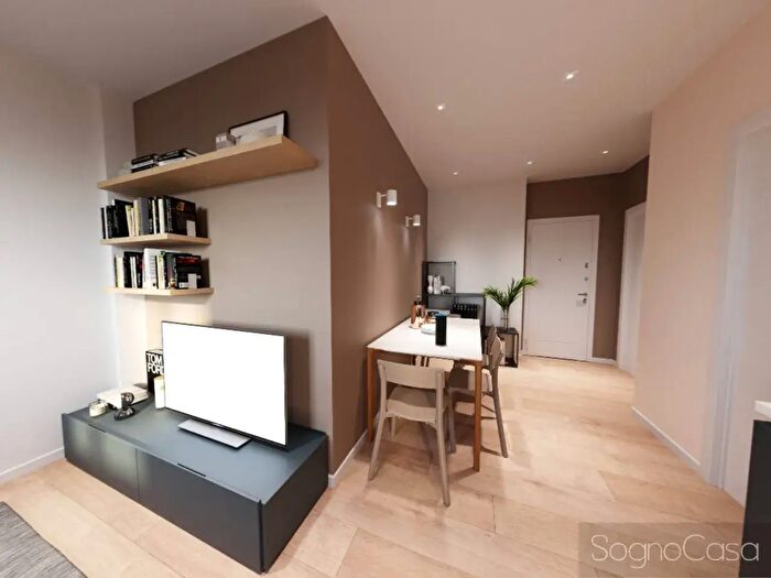 Appartamento trilocale in vendita in Viale Malta, Firenze