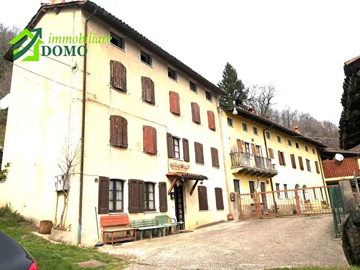 Casa con 5 locali in vendita in Via Cunegati, Valli Del Pasubio