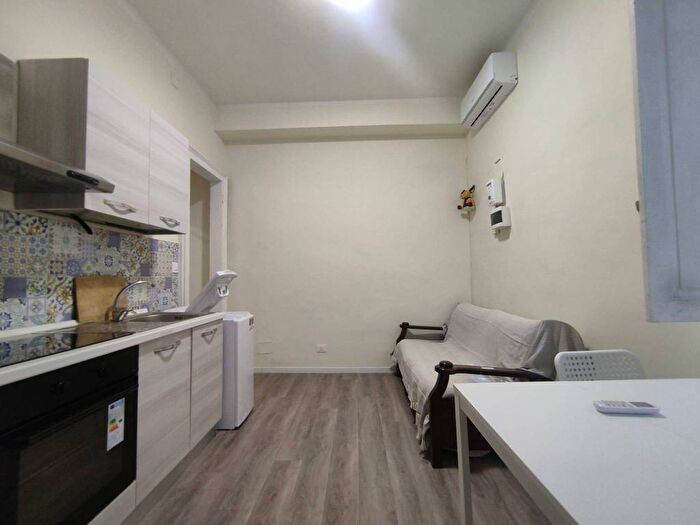 Appartamento bilocale in affitto in Via Giuseppe Piazzi, Crocetta, Torino