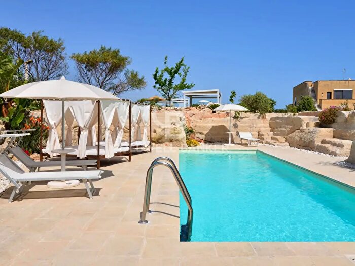 Casa quadrilocale in vendita in Via dei Gelsi, Lecce